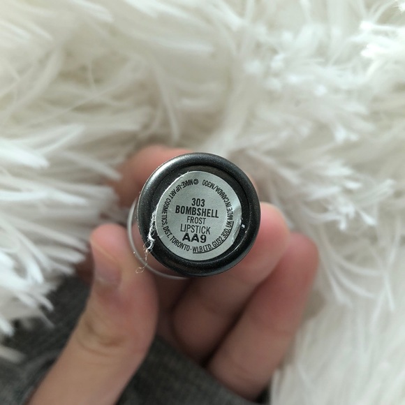 Mac Bombshell - Picture 3 of 4